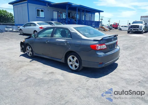 2013 Toyota Corolla S/S Special Edition из США, поврежденный, VIN 2T1BU4EE5DC013590